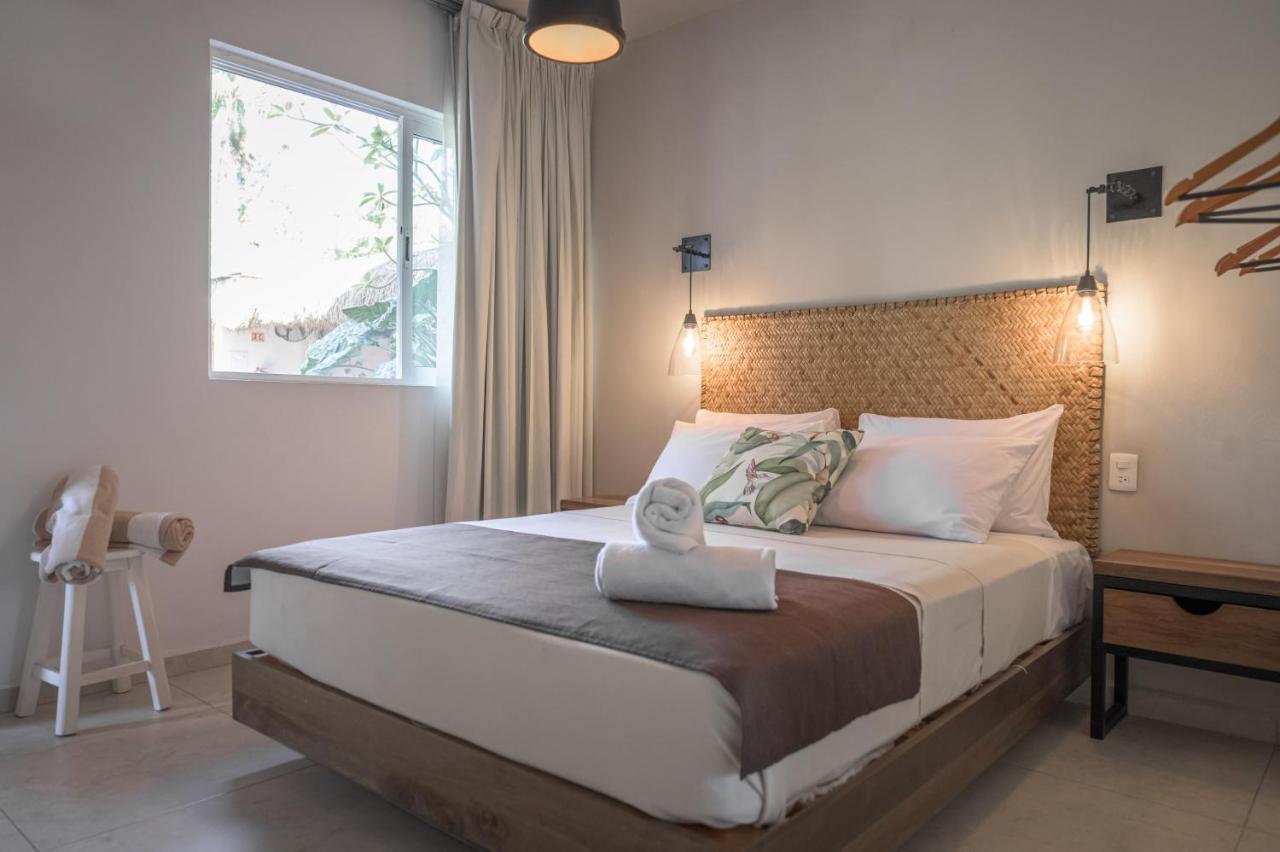 Agam Hotel Бакалар Екстериор снимка
