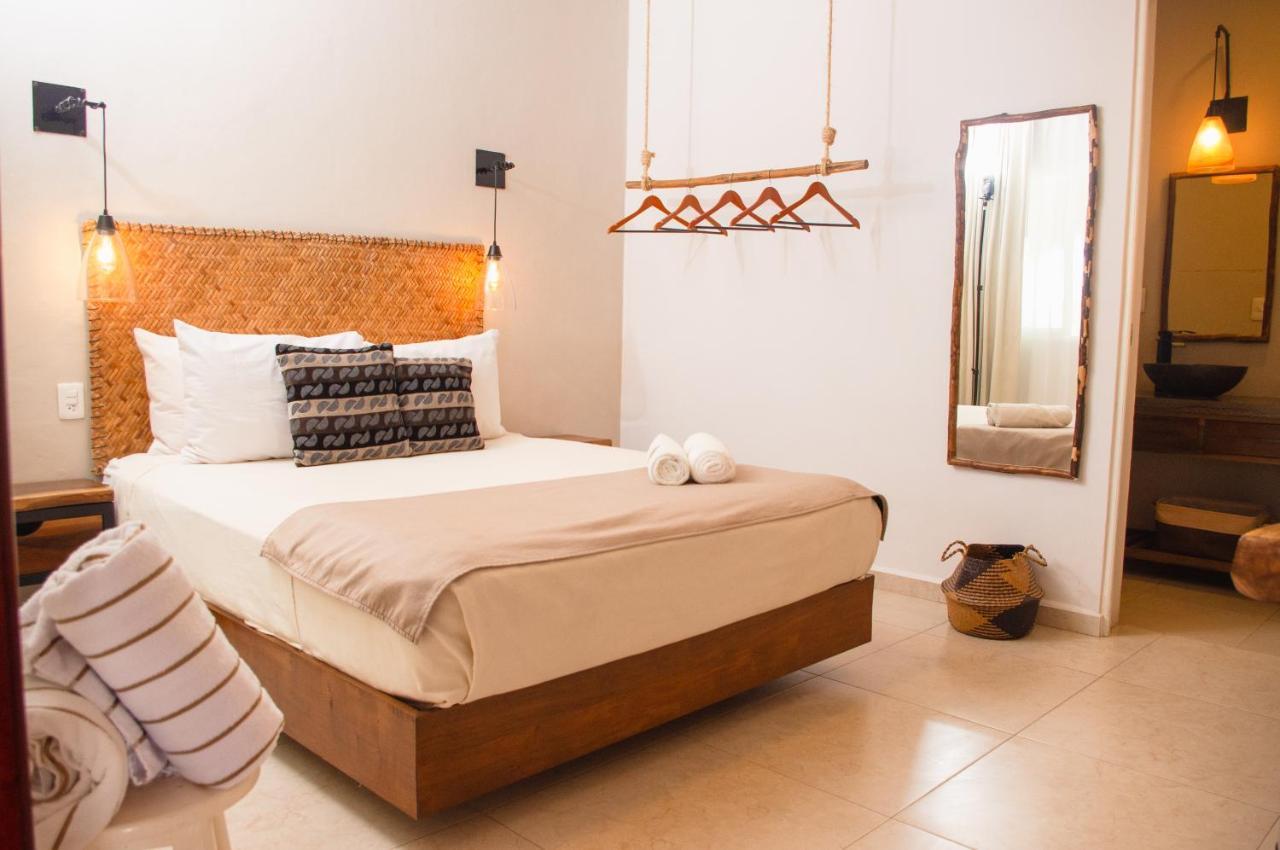 Agam Hotel Бакалар Екстериор снимка