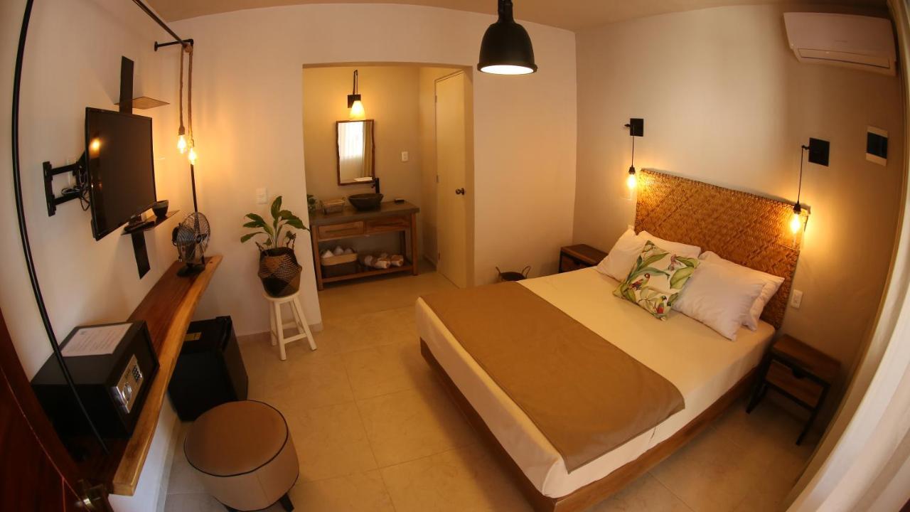 Agam Hotel Бакалар Екстериор снимка